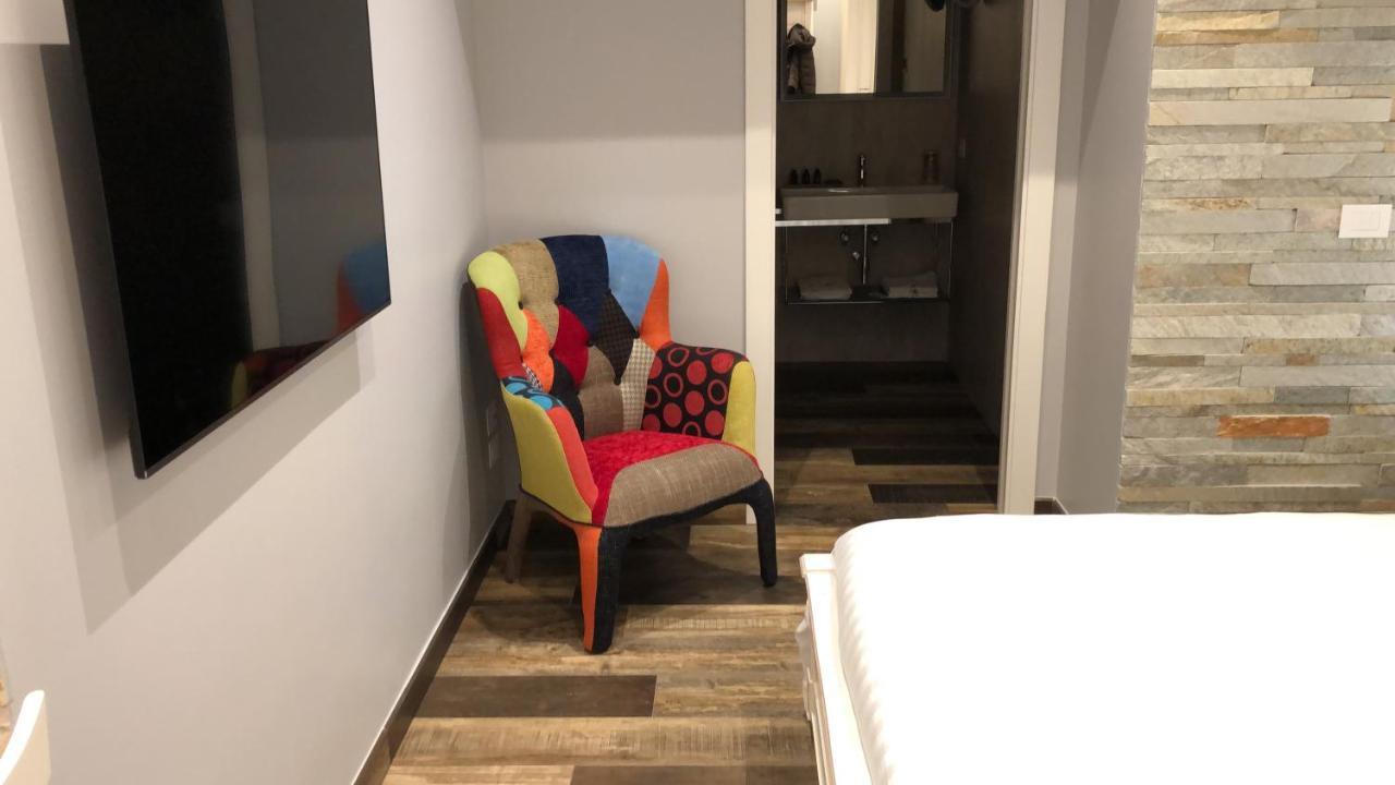 Oggi E Domani Apartment Napoli Ngoại thất bức ảnh